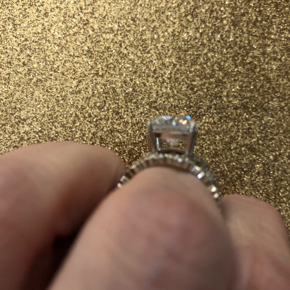 RING BELLA LUCE CZ WIDE LACY BAND SIZE 6.5 NWOT - Picture 5 of 5